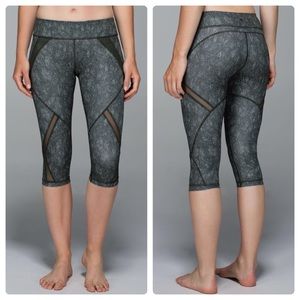 Lululemon Cool To Street Crop Jazzy White Green